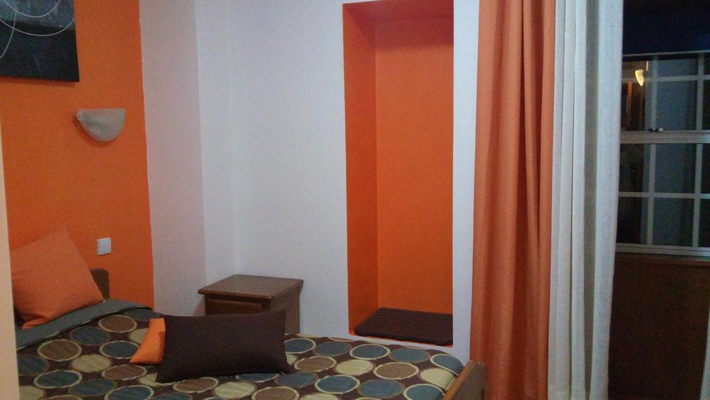Residencial Moeda Hotel Coimbra Buitenkant foto