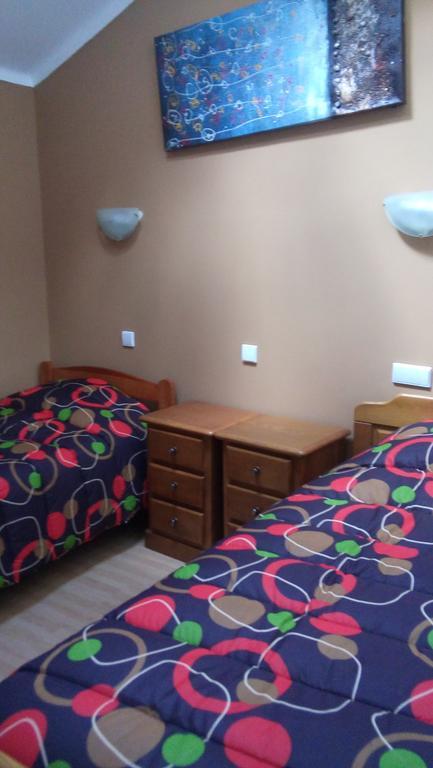 Residencial Moeda Hotel Coimbra Buitenkant foto
