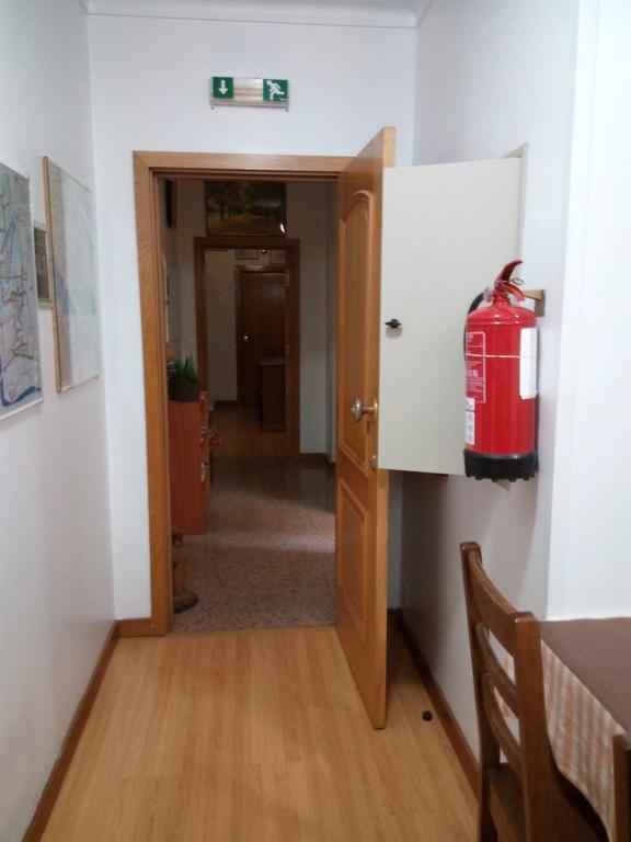 Residencial Moeda Hotel Coimbra Buitenkant foto