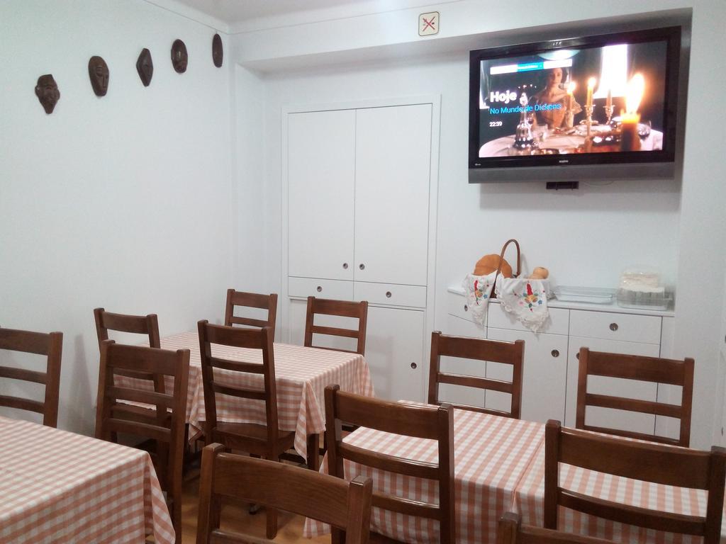 Residencial Moeda Hotel Coimbra Buitenkant foto