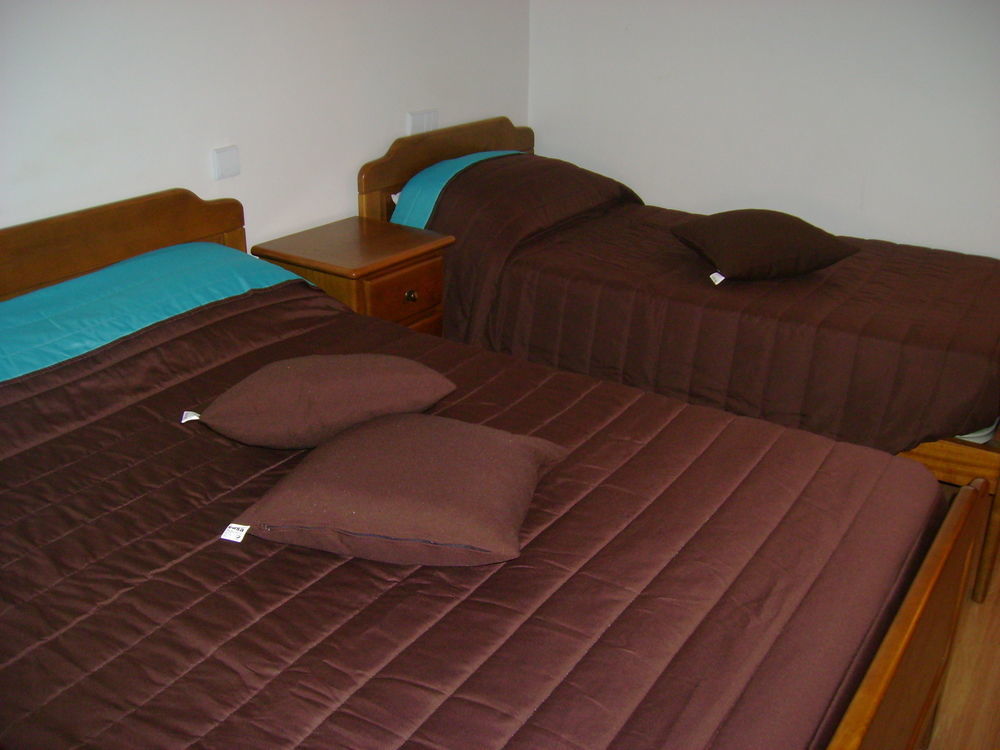 Residencial Moeda Hotel Coimbra Buitenkant foto