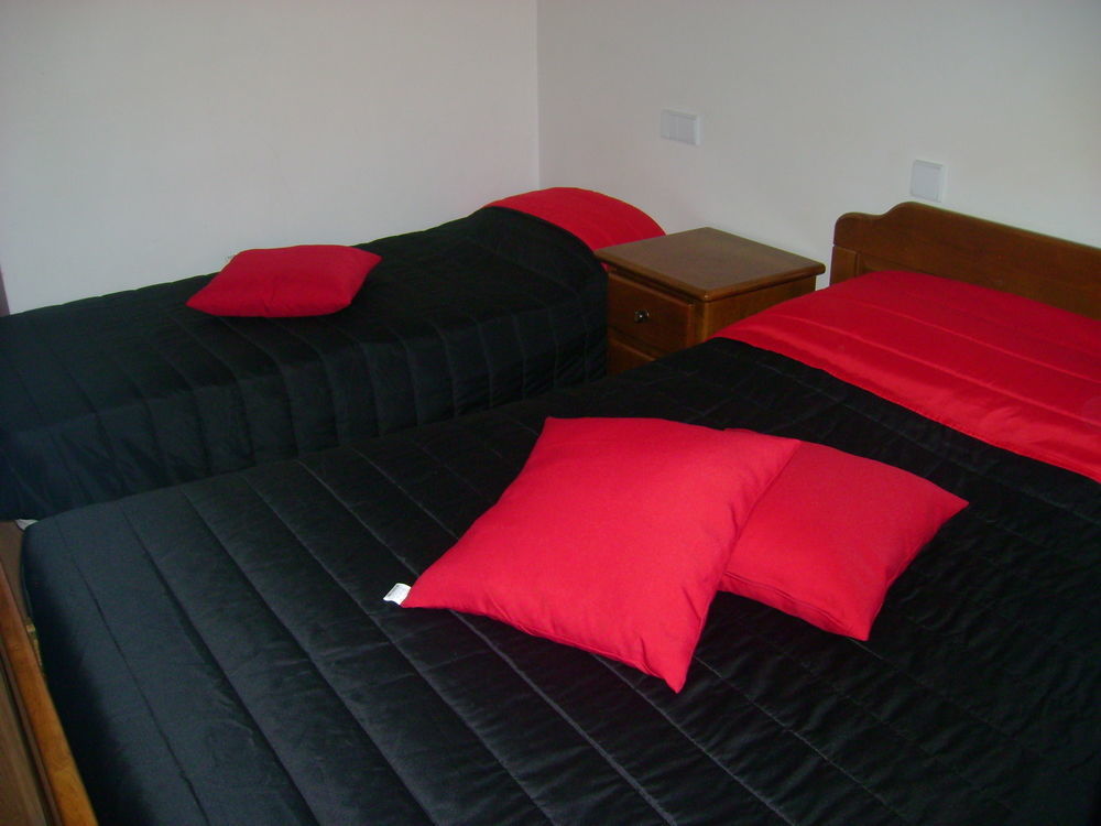 Residencial Moeda Hotel Coimbra Buitenkant foto